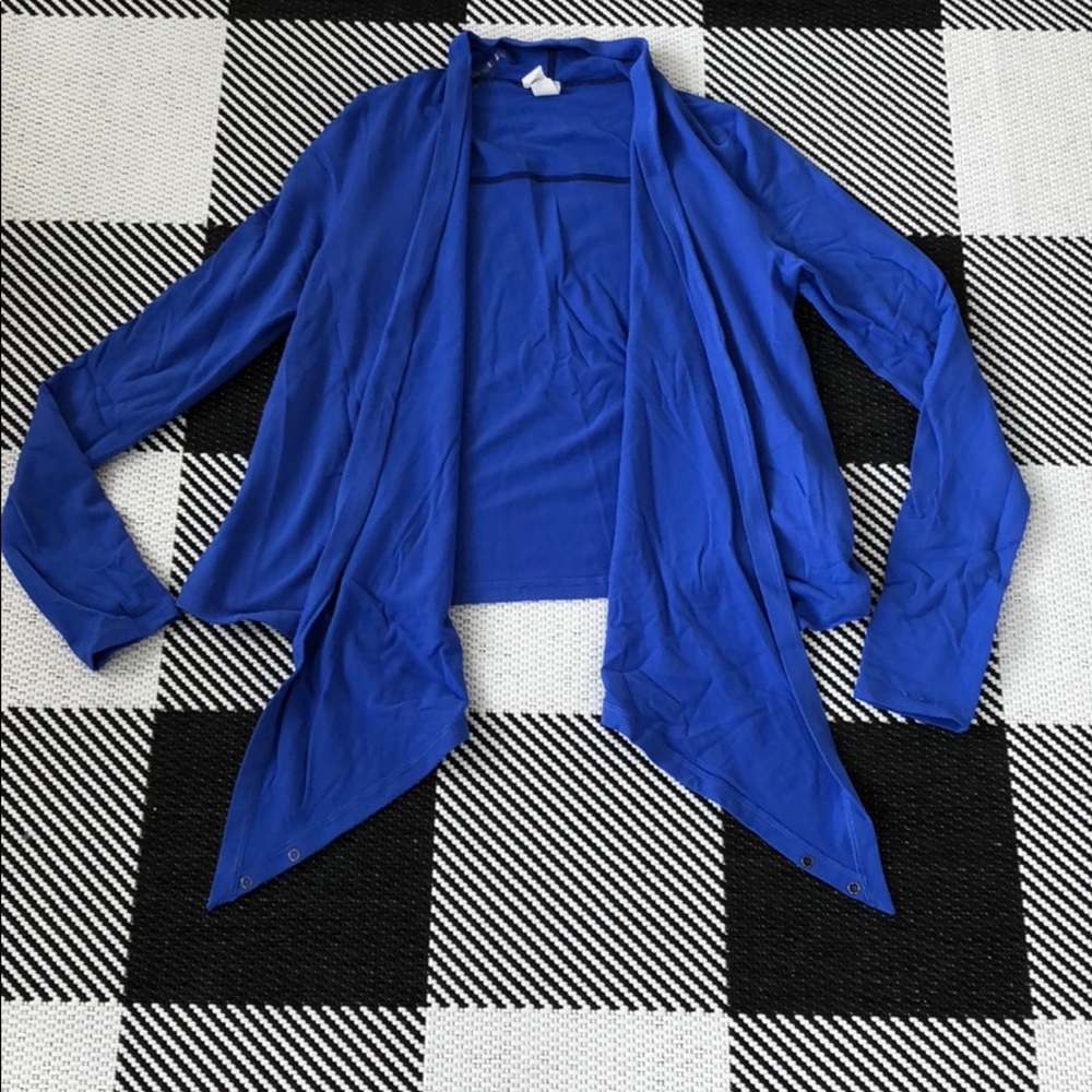Ivivva vibrant blue long sleeve wrap asym.